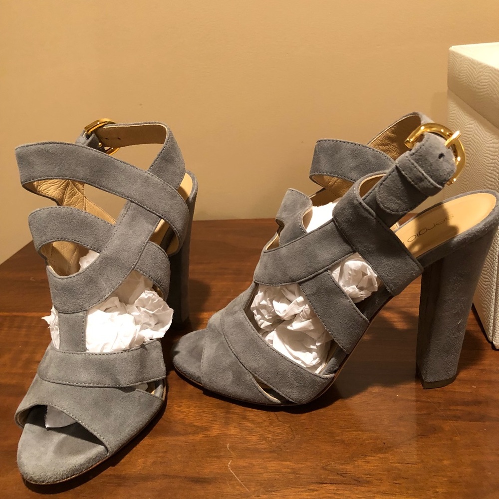 Worn once! Sergio Rossi gray block heel sandal